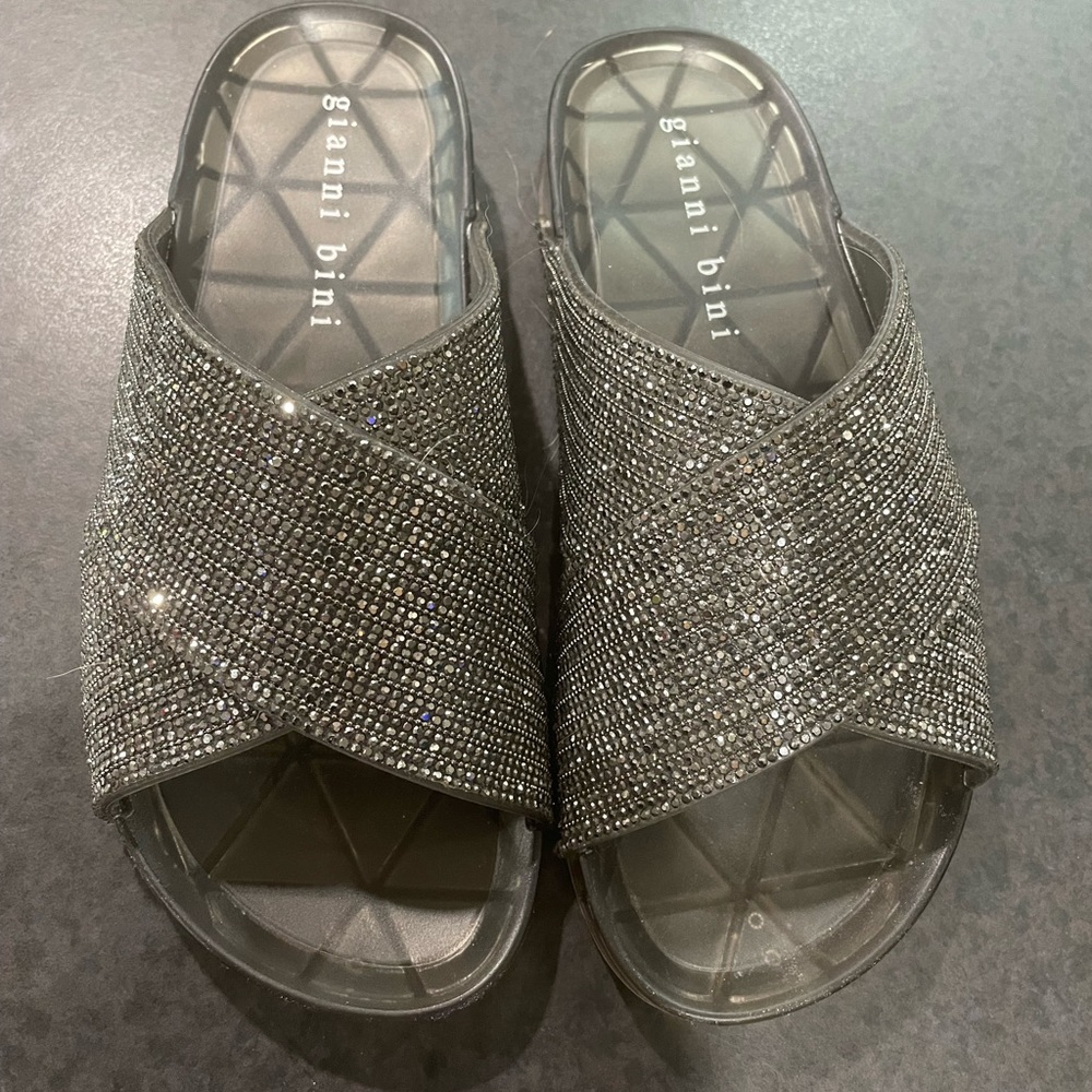 Womens Pool Sandals by Gianni Bini 6M NWOT